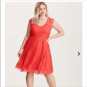 Absolutely gorgeous dress